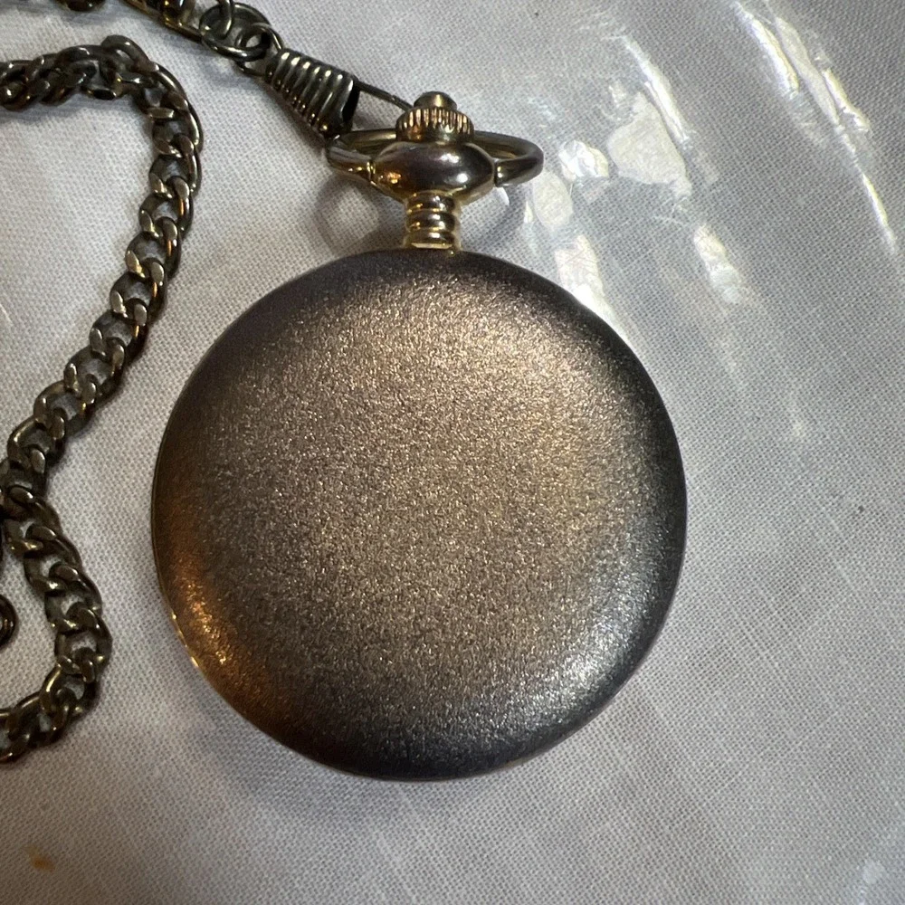 M.Z Berger Quartz‎ Pocket Watch Motorcycle Goldtone Biker Timepiece New Battery